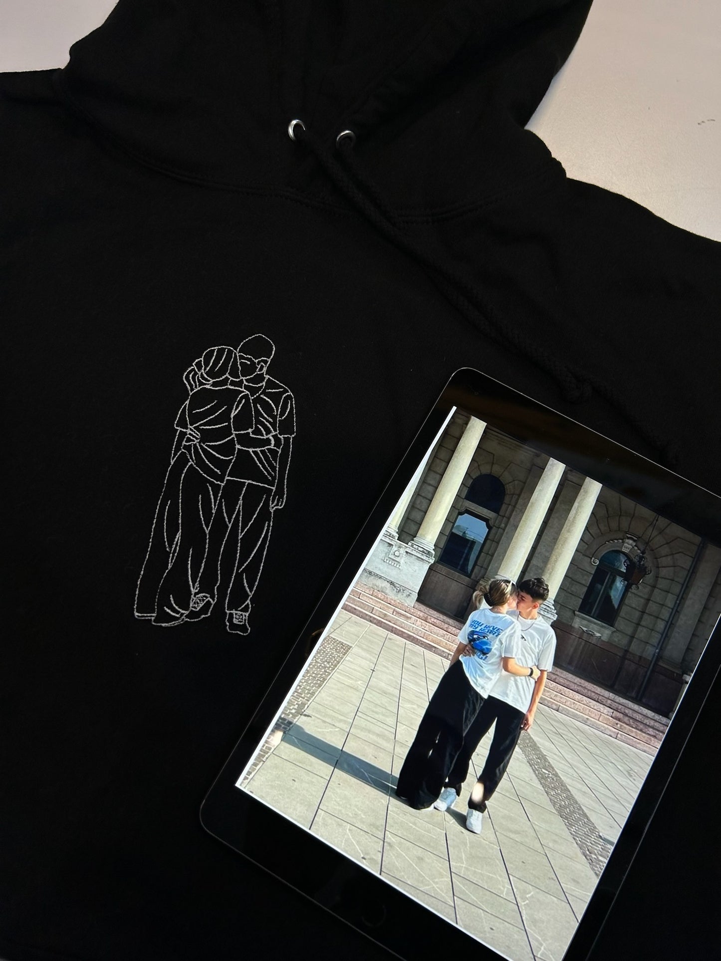 Photo Embroidery – Line Art